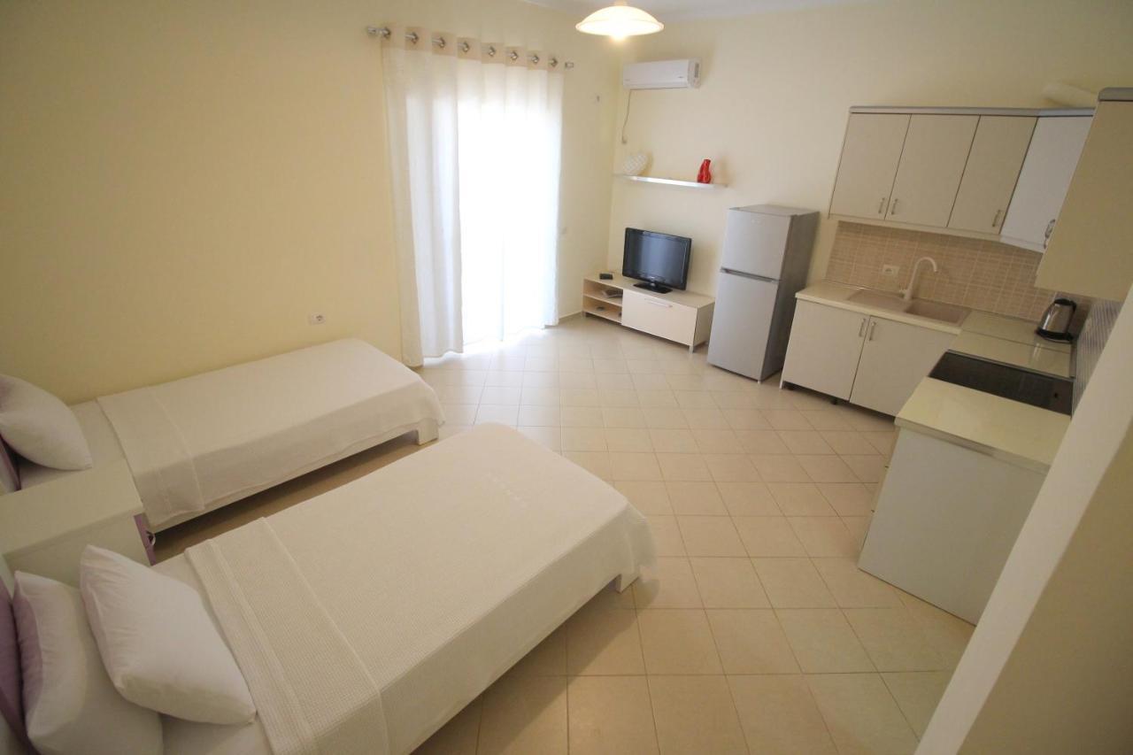 Sunset Apartments Berdenesh Sarandë Exteriér fotografie