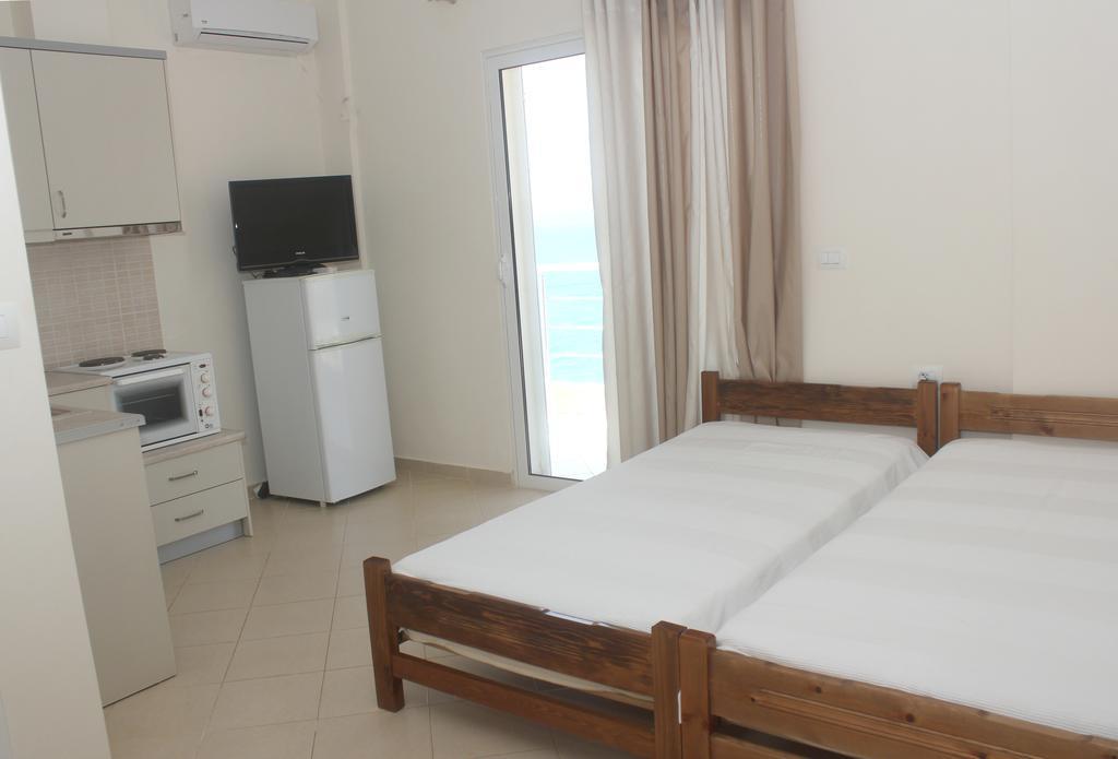 Sunset Apartments Berdenesh Sarandë Exteriér fotografie